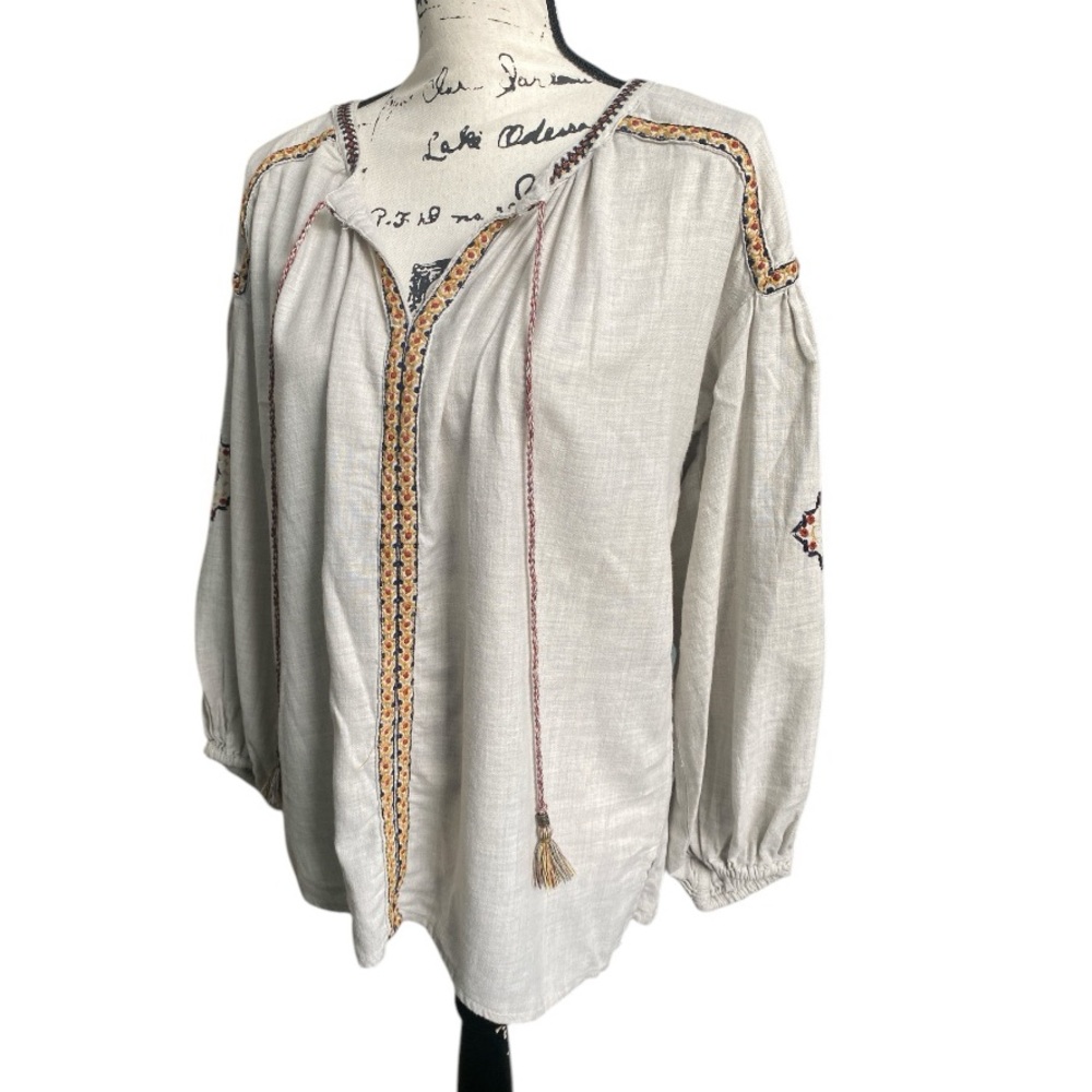 Max Studio Oatmeal Embroidered Folk Tunic Blouse Boho Tassel Tie Peasant Top M